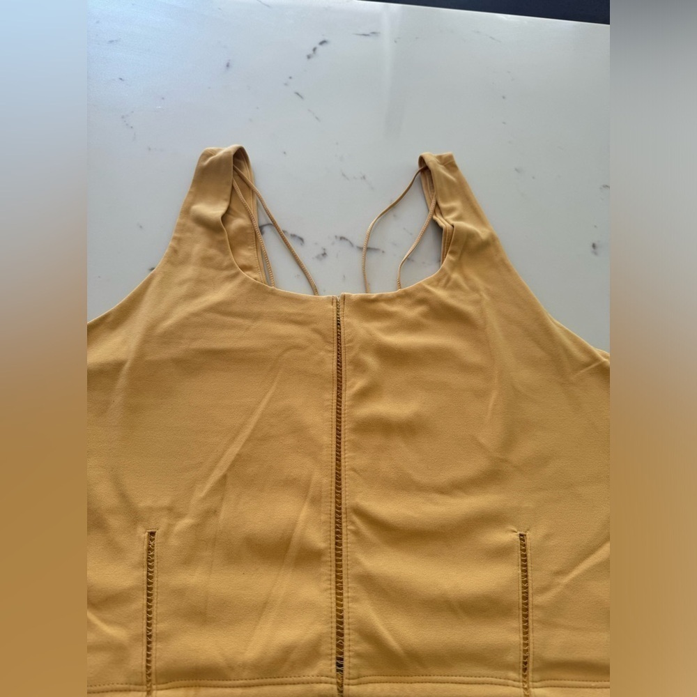 Nike Yoga Luxe Cropped Tank - Picture 5 of 9
